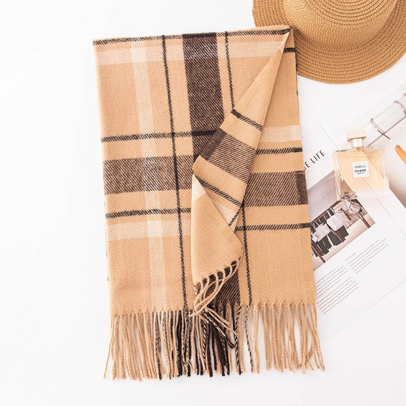 Women's Elegant Minimalist Plaid Imitation Cashmere Tassel Scarf