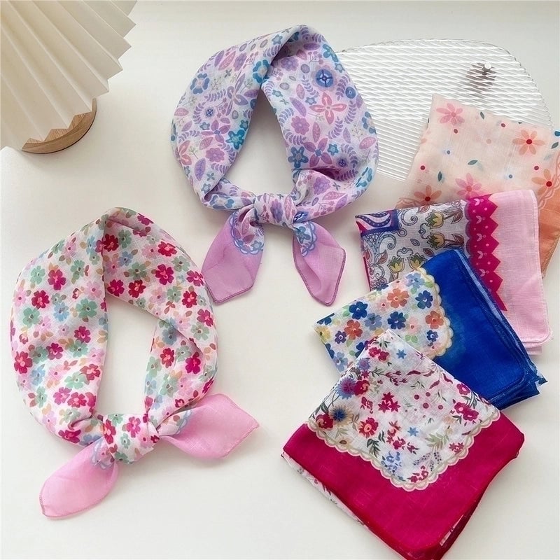 Women's Pastoral Flower Polyester Silk Scarf