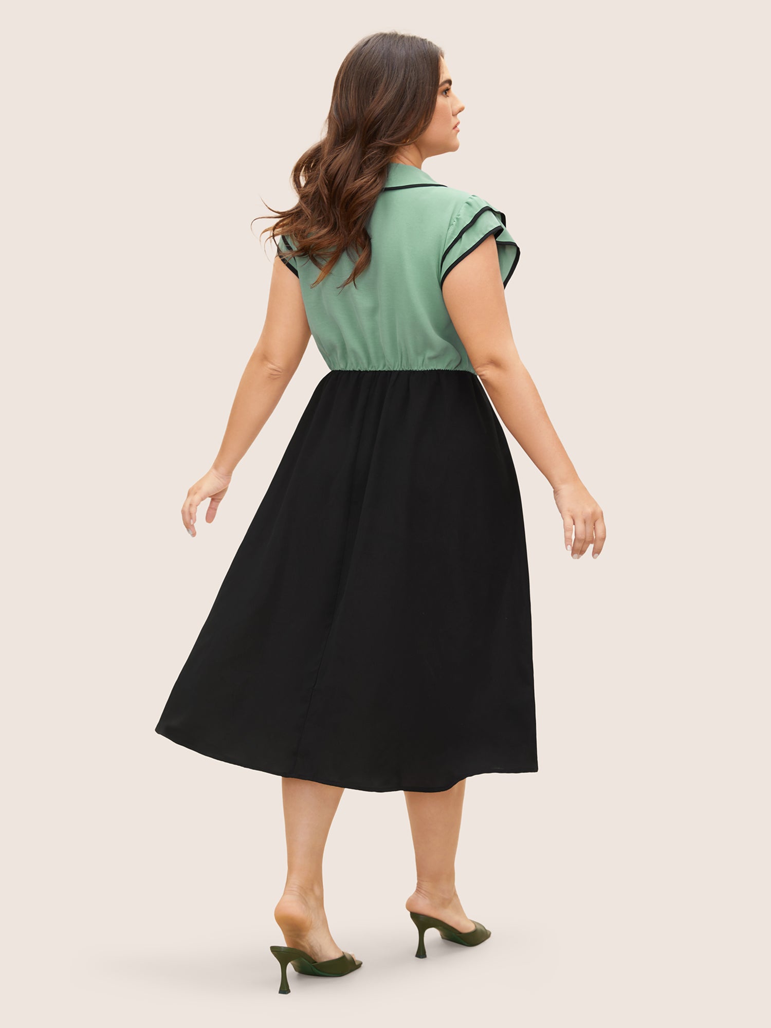 Two-colored Knot Tie Midi Dress