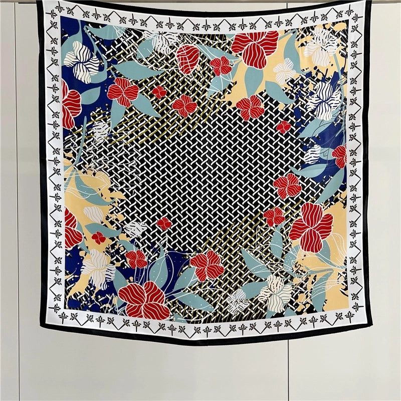 Women's Elegant Retro Lady Printing Silk Silk Scarf