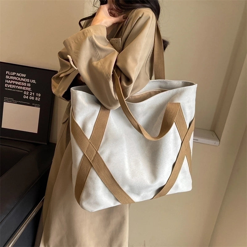 Women's Canvas Color Block Preppy Style Classic Style Sewing Thread Square Zipper Shoulder Bag