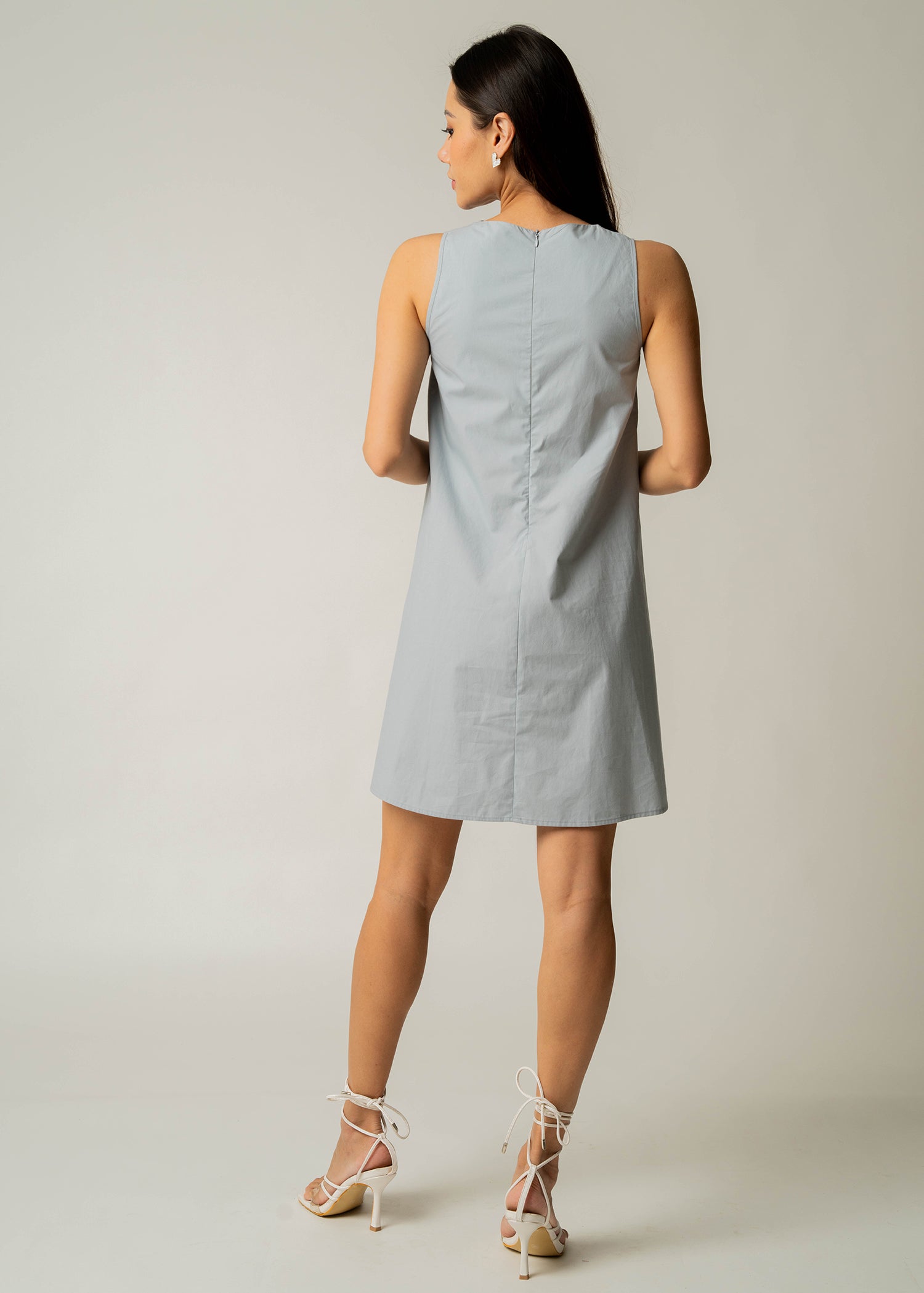 Sleeveless trapeze dress