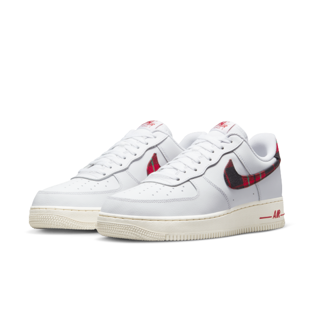 NIKE AIR FORCE 1 '07 LV8