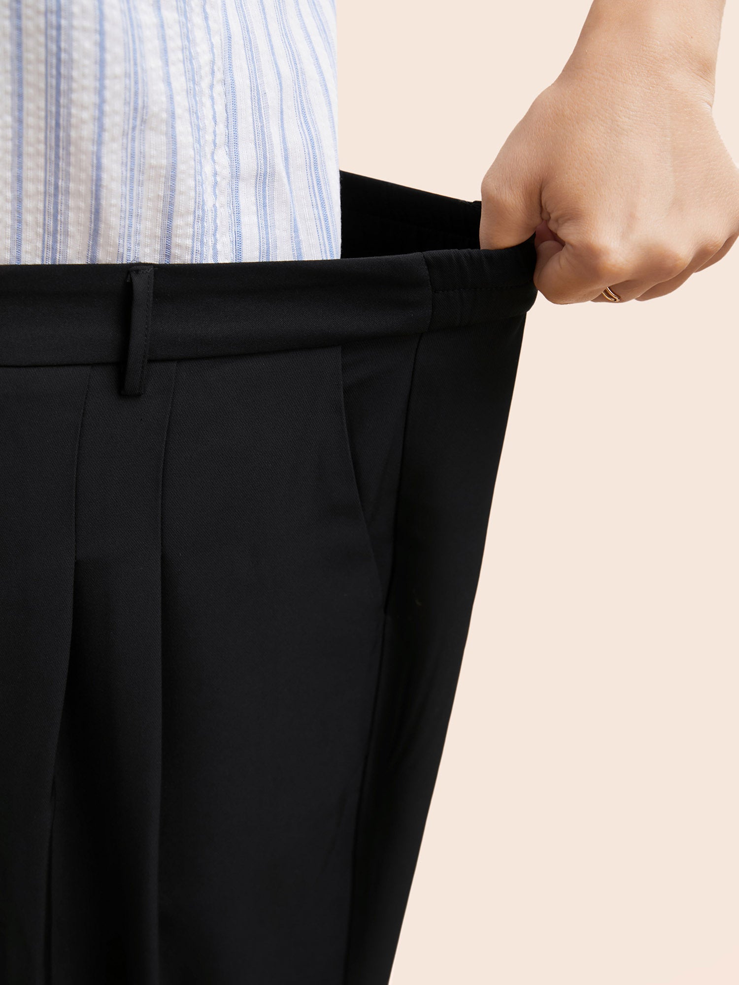Stretch Woven Pleated Elastic Waist Pants