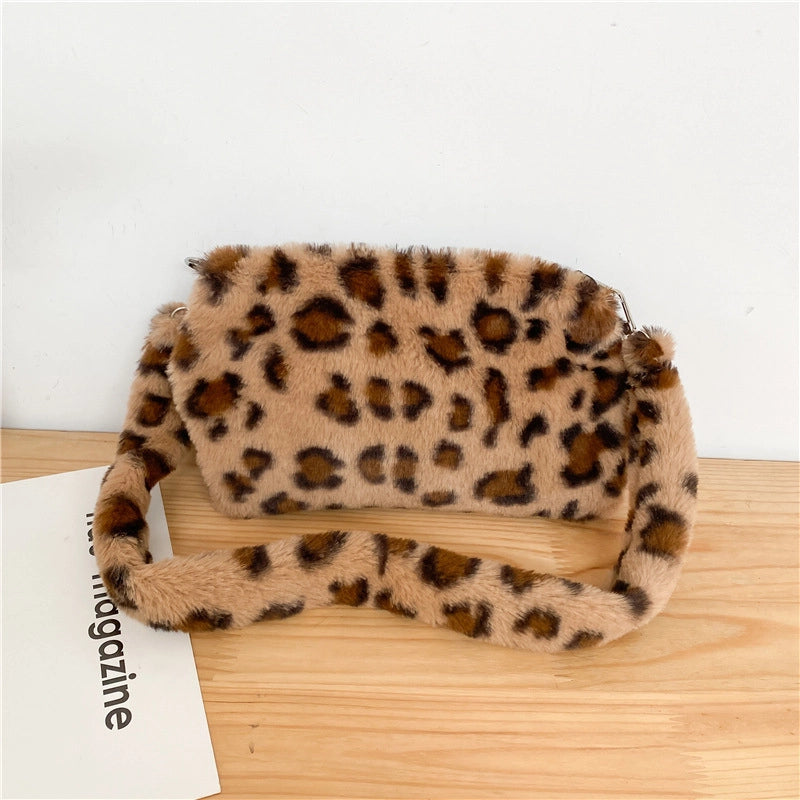 Small Plush Streetwear Square Bag