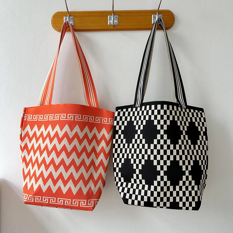 Women's Large Polyester Printing Classic Style Square Open Straw Bag