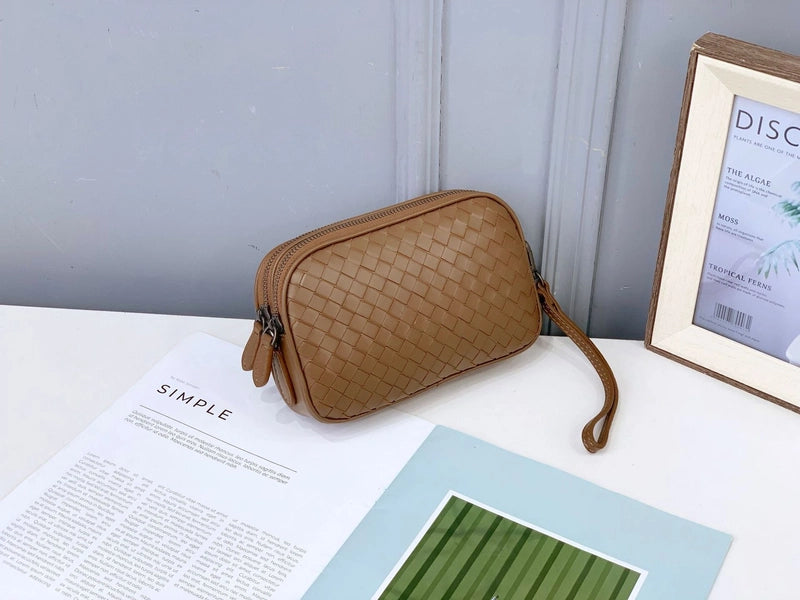 Women's Small Leather Solid Color Classic Style Weave Sewing Thread Pillow Shape Zipper Crossbody Bag