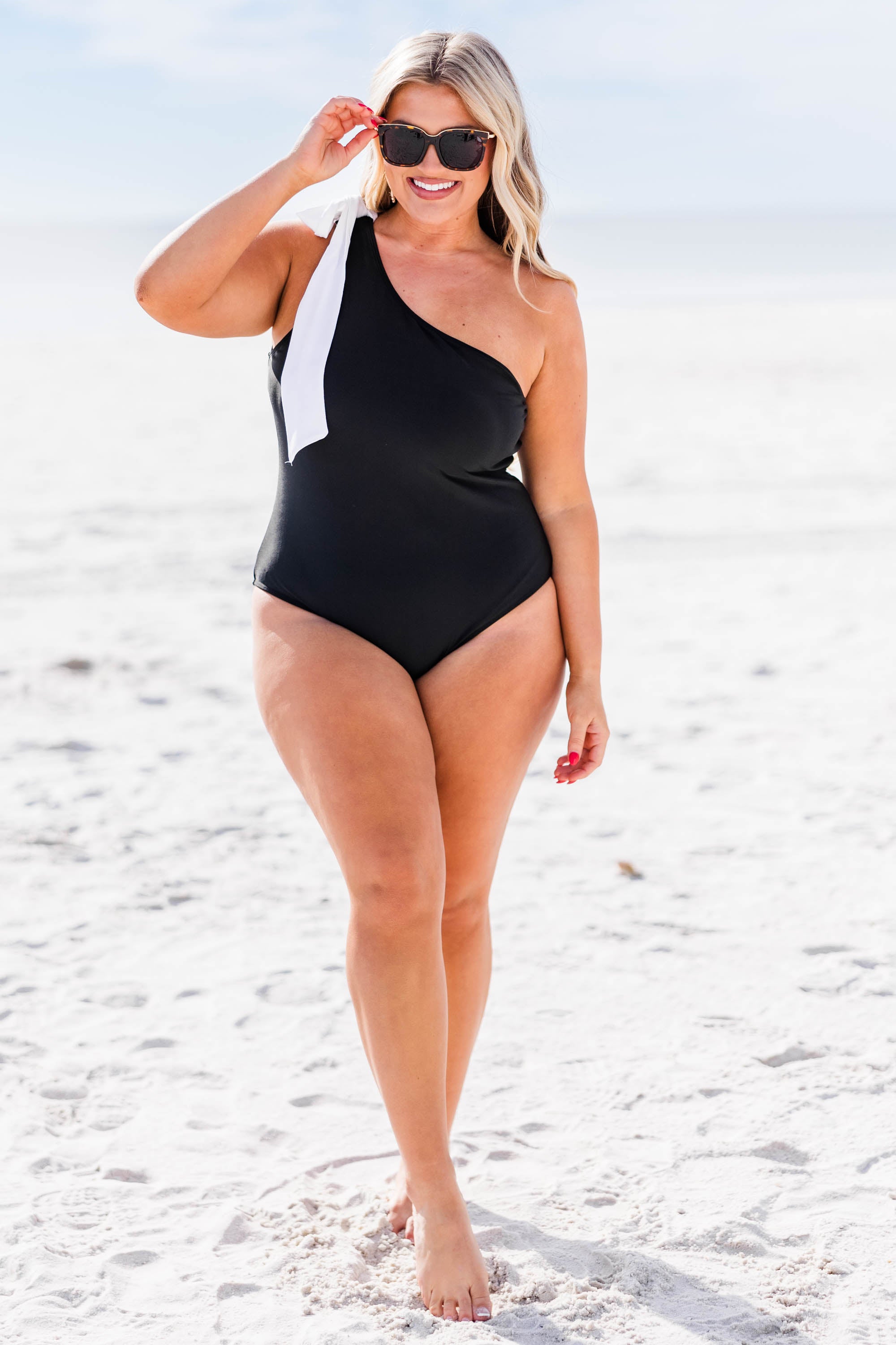 Beach Daydreamin' Swimsuit. Black