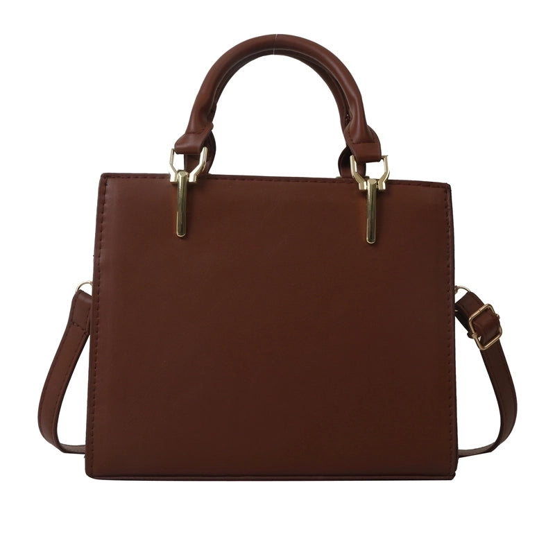 Women's Pu Leather Solid Color Vintage Style Classic Style Square Zipper Shoulder Bag