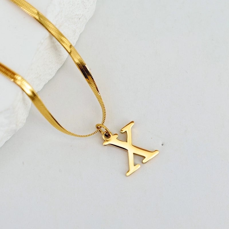 304 Stainless Steel 18K Gold Plated Luxurious Commute Letter Pendant Necklace