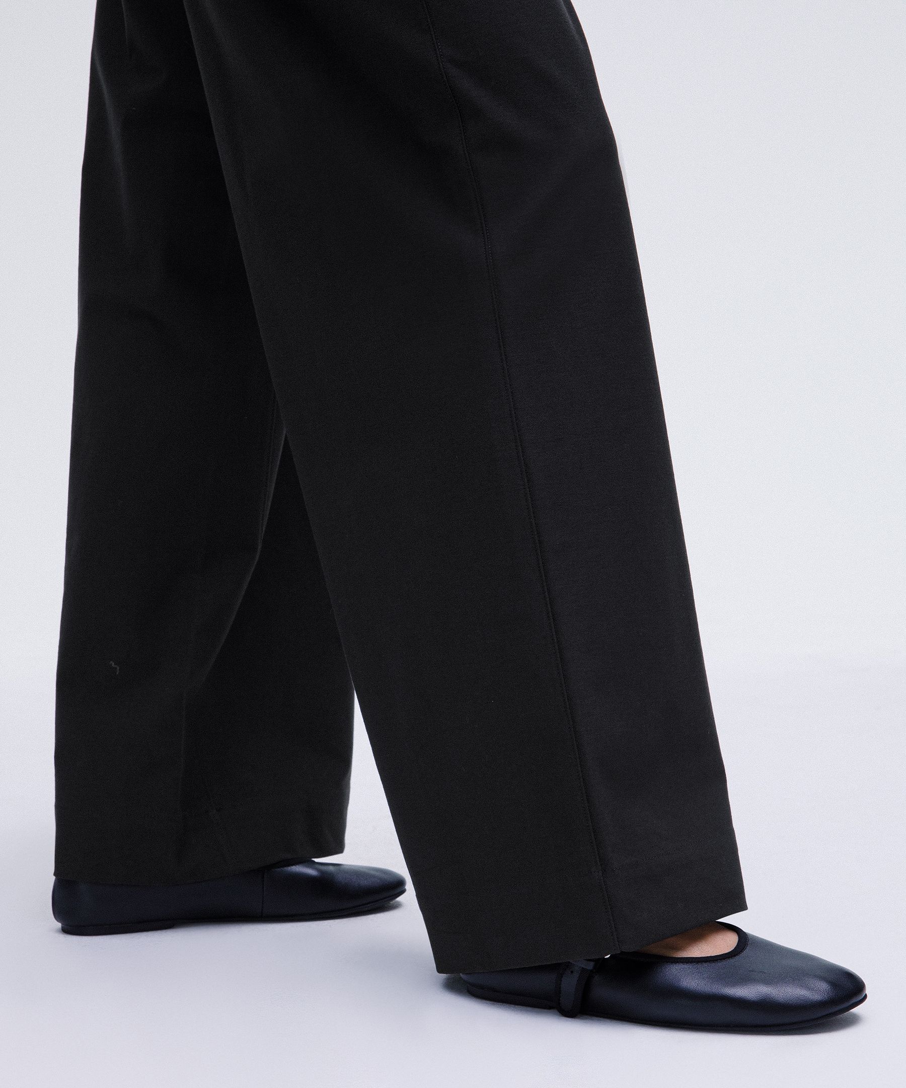City Sleek Utilitech Extra-Wide-Leg Pant Regular