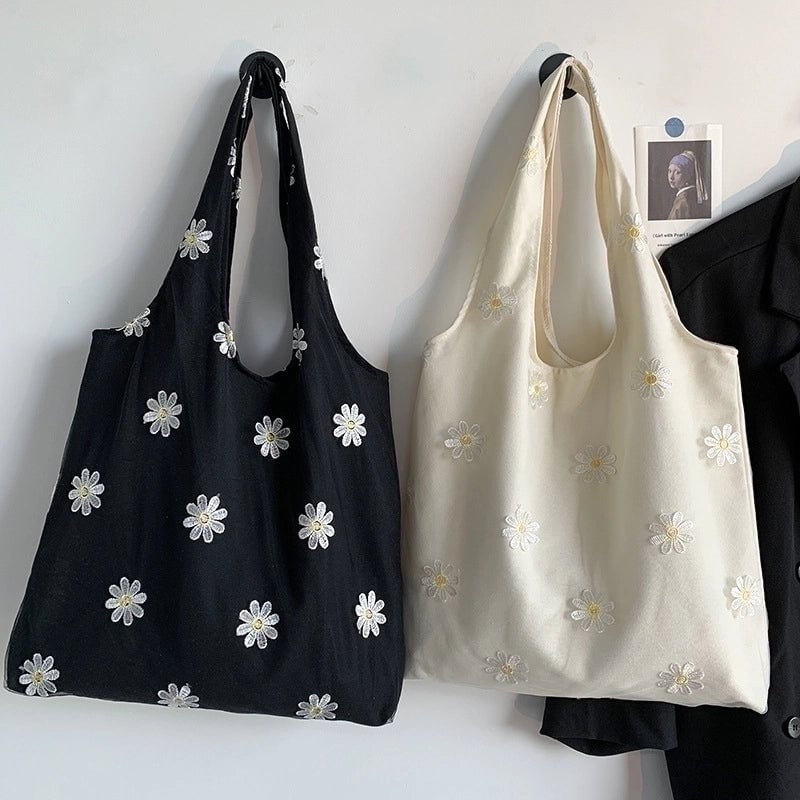Women's Large Canvas Daisy Classic Style Square Open Underarm Bag