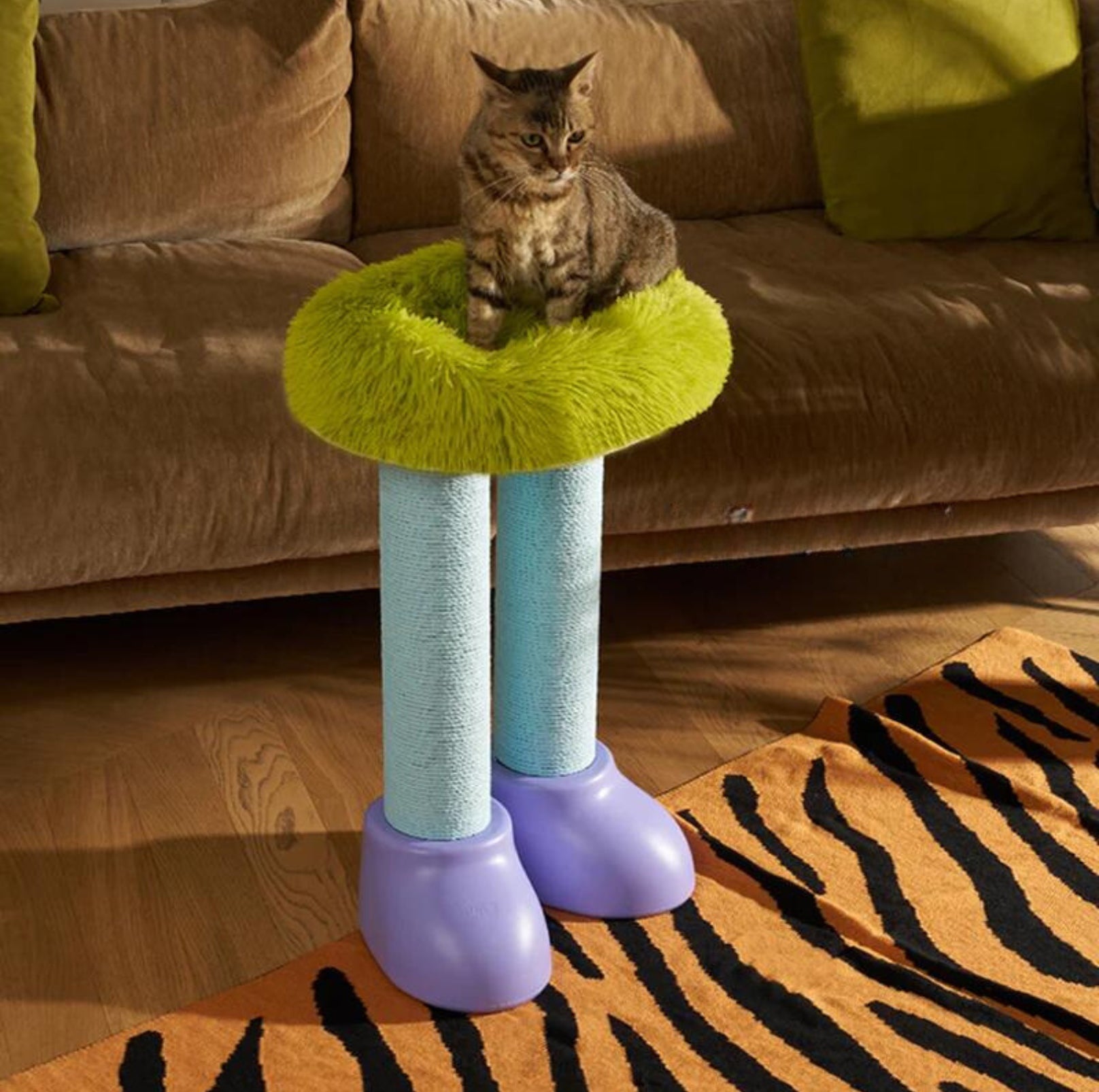 MAKESURE 3-in-1 Cat Scratcher. Bed. and Side Table - Stylish Feline Furniture