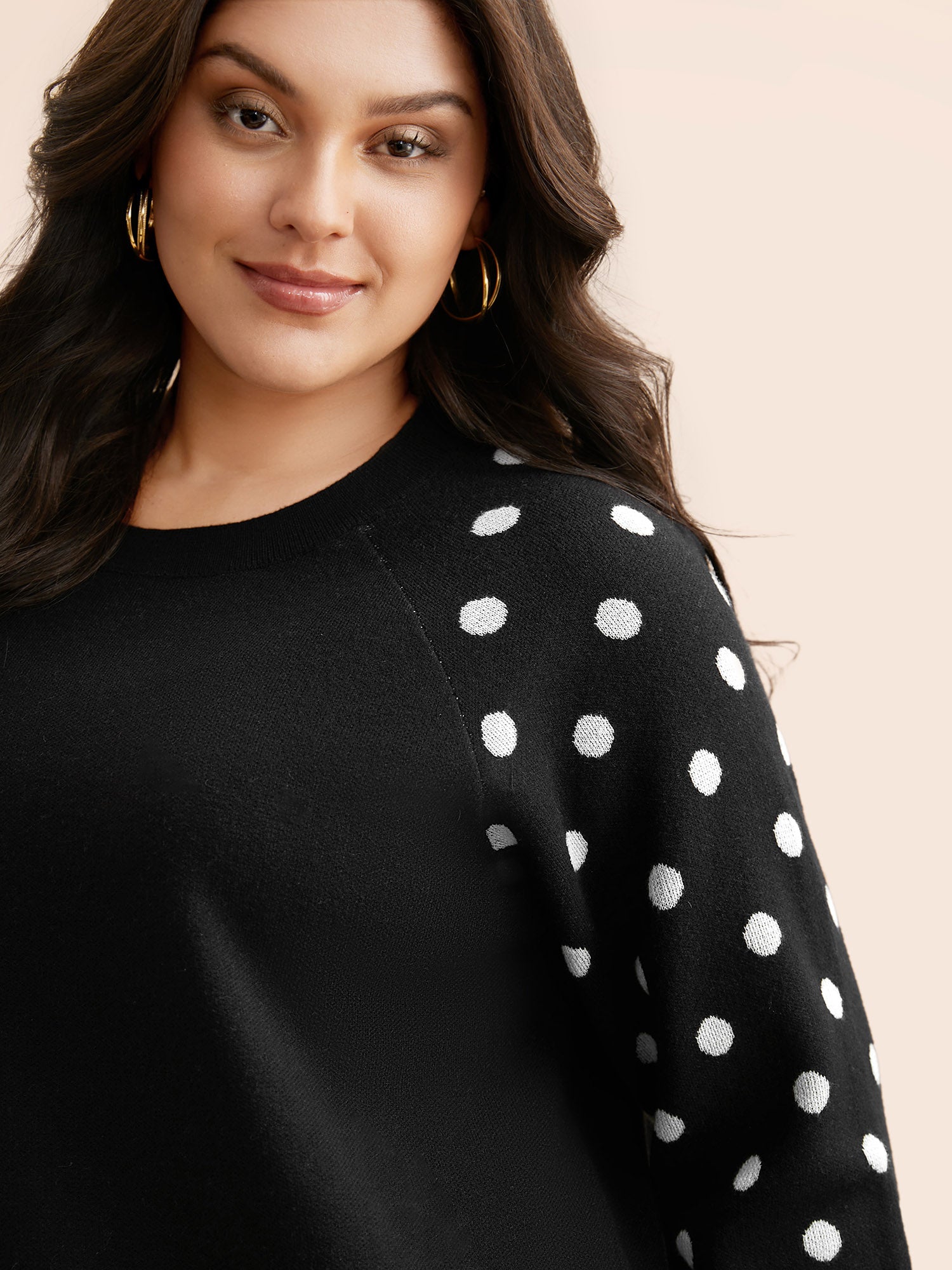 Polka Dot Crew Neck Raglan Sleeve Pullover