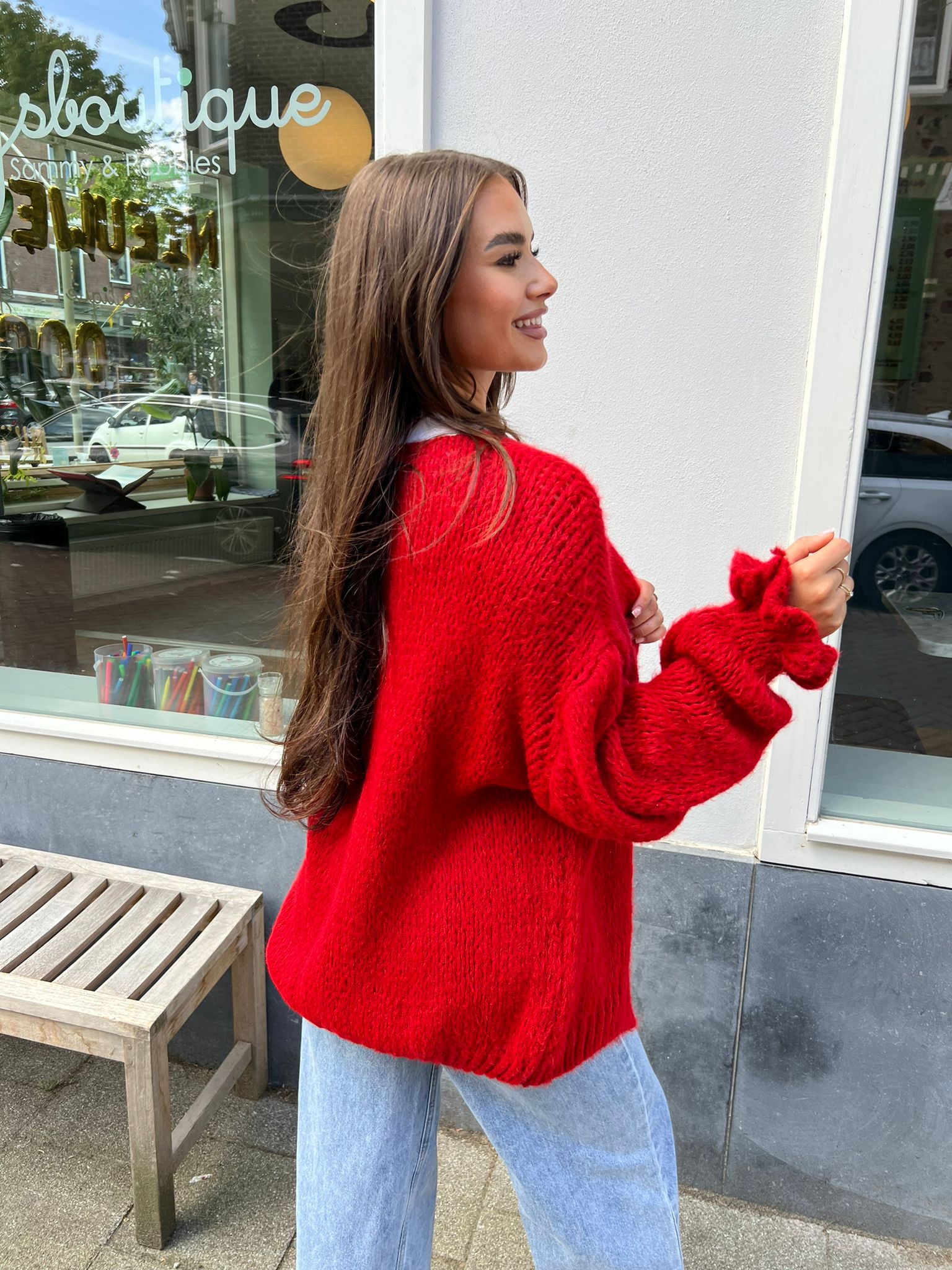 Kiki ruffle vest red