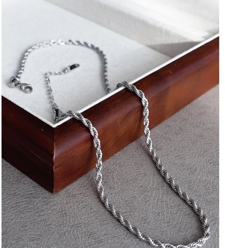 Minimalist Geometric Titanium Steel Plating 18k Gold Plated Necklace