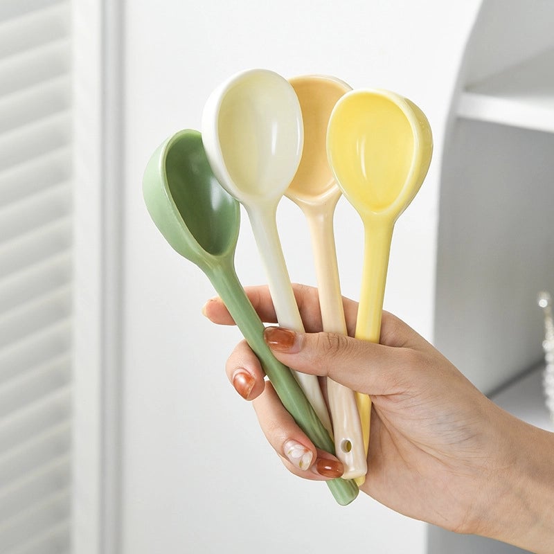 Casual Elegant Glam Solid Color Ceramics Spoon 1 Piece