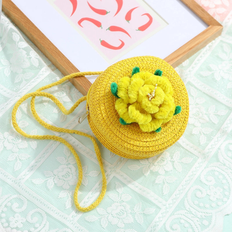 Women's Small Straw Solid Color Flower Vacation Beach Weave Round Zipper Straw Bag