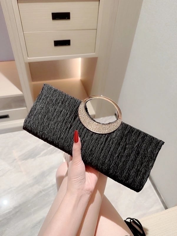 Women's Polyester Solid Color Elegant Square Hidden Buckle Evening Bag