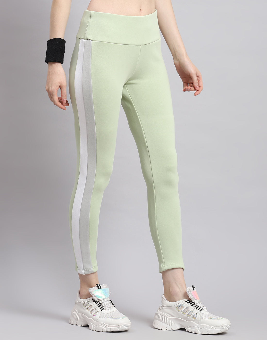 Women Green Solid Regular Fit Legging