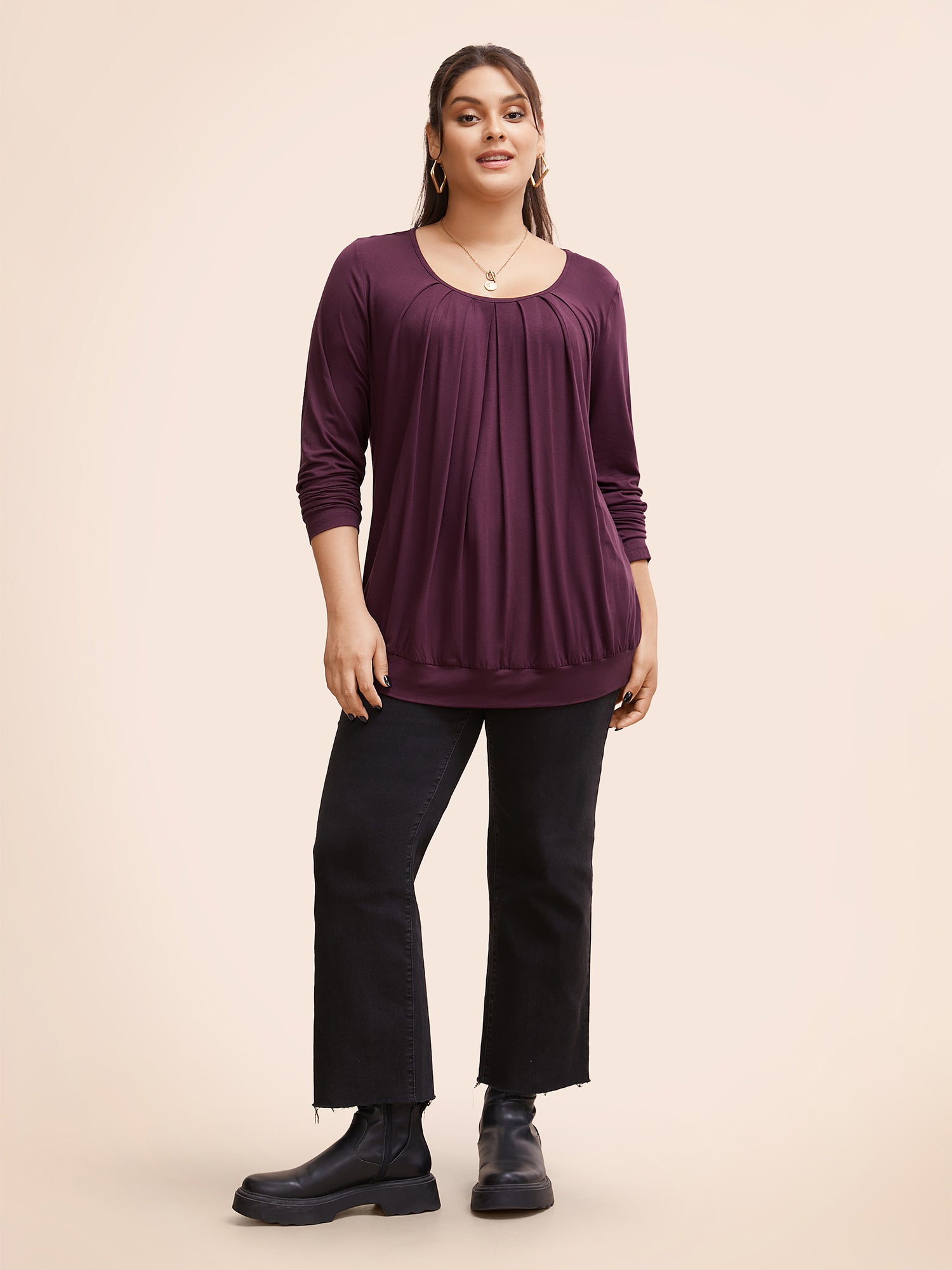 Plain Pleated Round Neck T-shirt