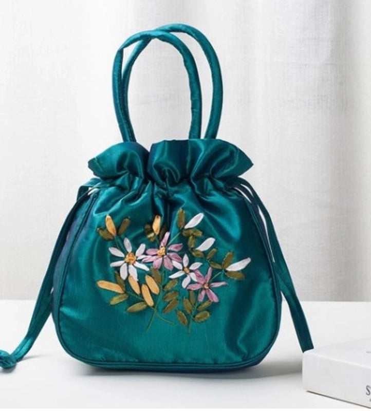 Women's Small Spring&summer Polyester Vintage Style Bucket Bag