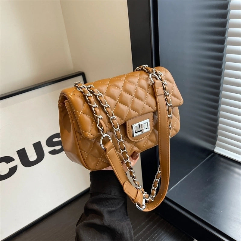 Women's All Seasons Pu Leather Lingge Streetwear Sewing Thread Square Lock Clasp Shoulder Bag
