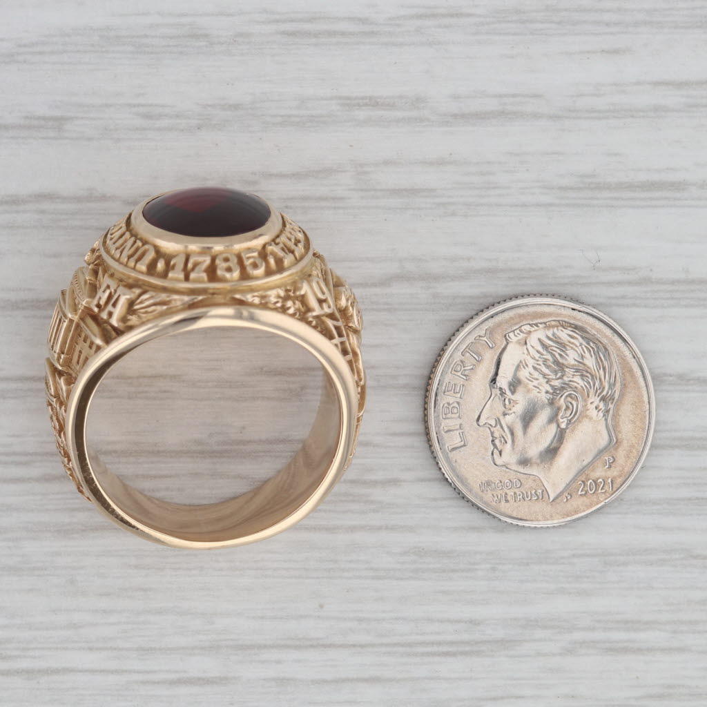 University of Georgia BFA 1951 Lab Created Ruby 10k Gold Class Ring Size 9