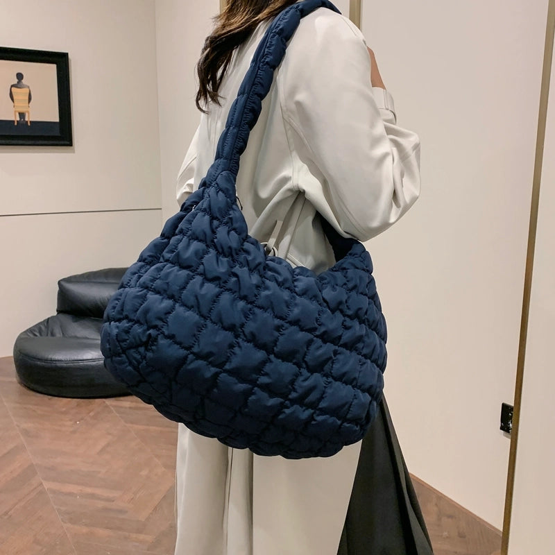 Women's Nylon Embroidery Thread Vintage Style Classic Style Sewing Thread Square Zipper Tote Bag
