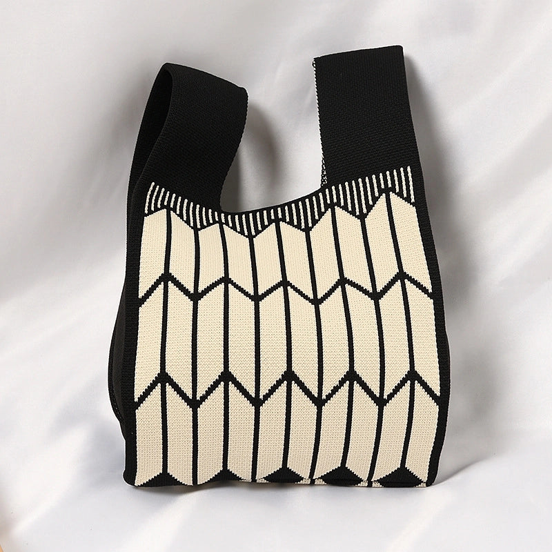 Women's Small Polyester Geometric Streetwear Open Tote Bag