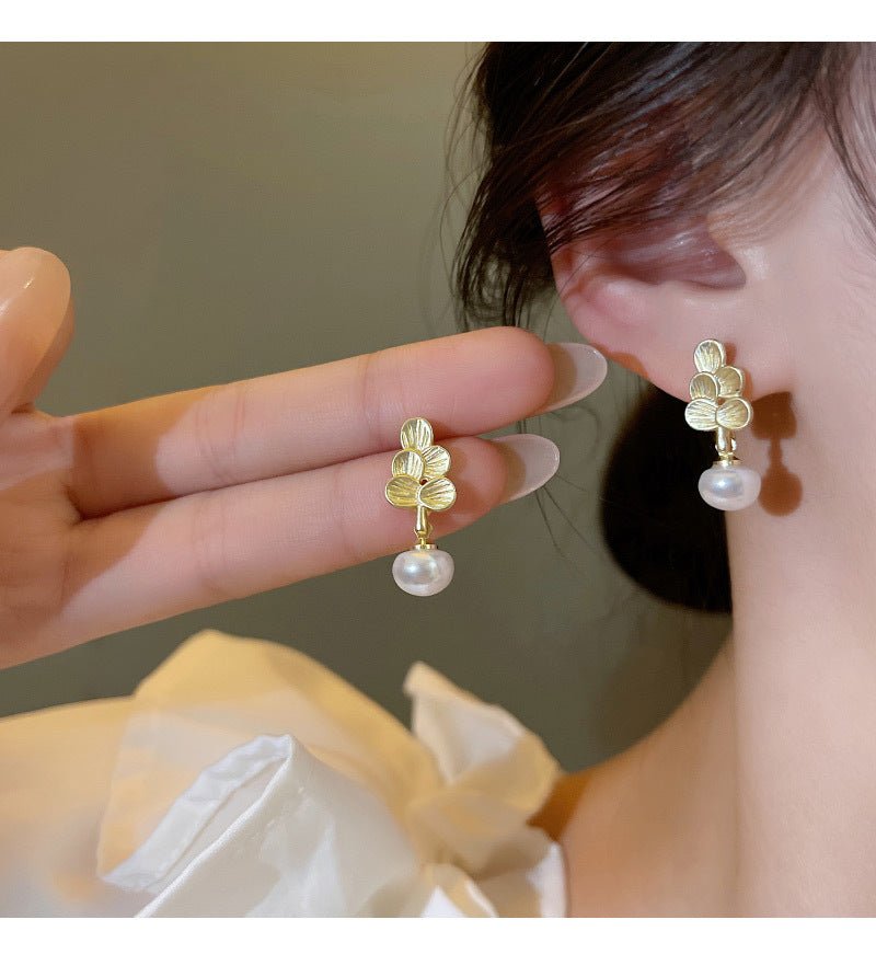 Flower Pearl Earrings