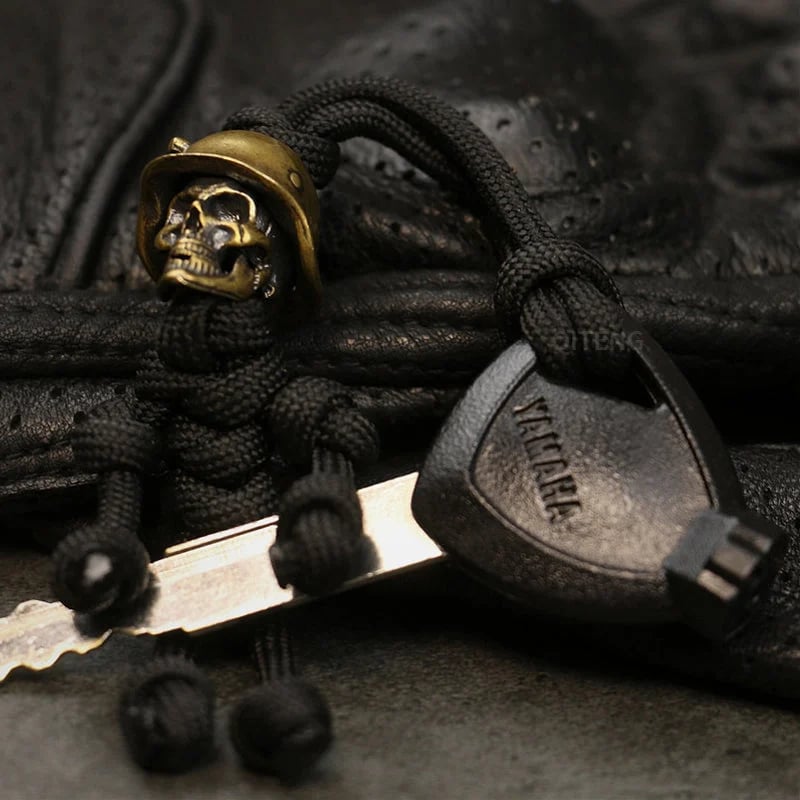 🔥Skeleton Soldier Paracord Keychain