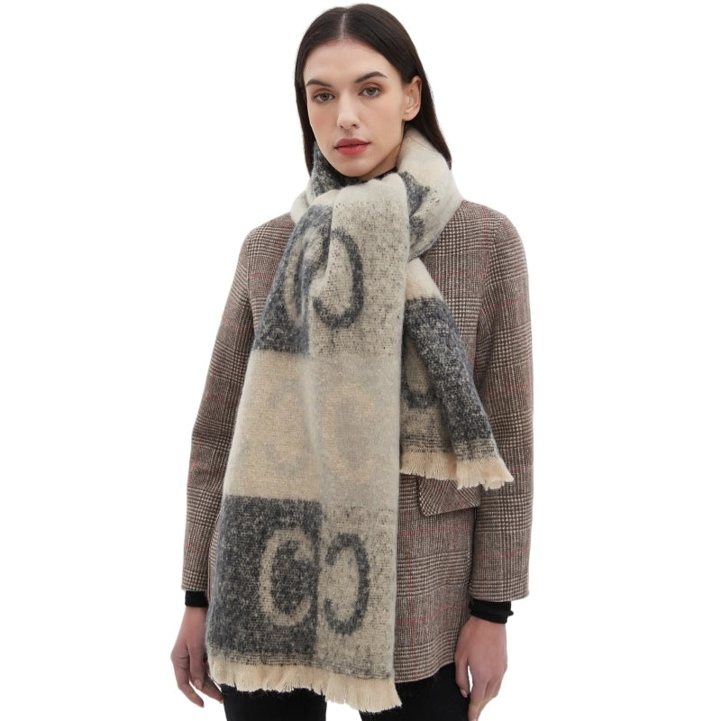 Unisex Casual Minimalist Letter Color Block Polyester Tassel Scarf