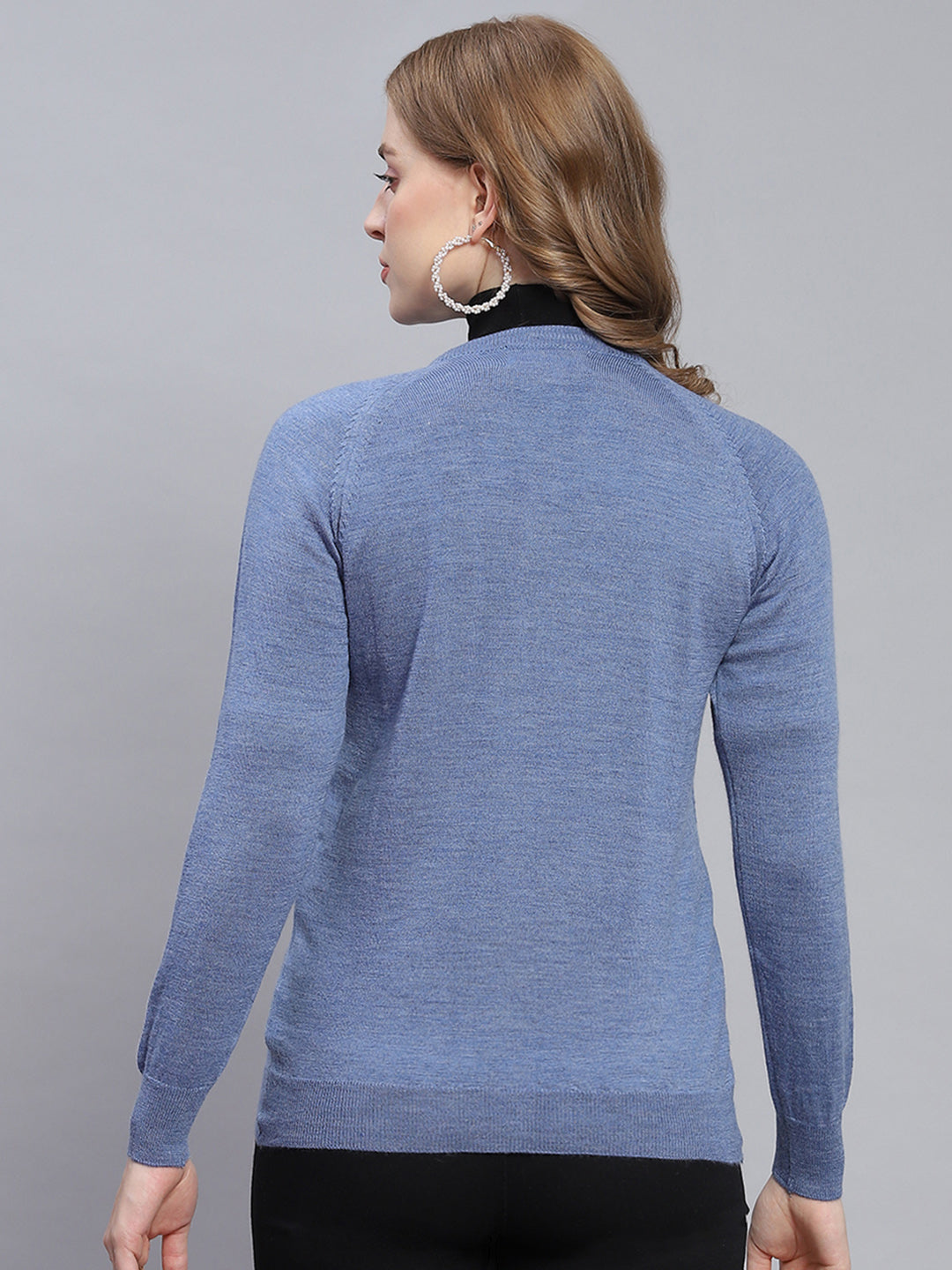 Women Blue Solid Round Neck Full Sleeve Cardigan