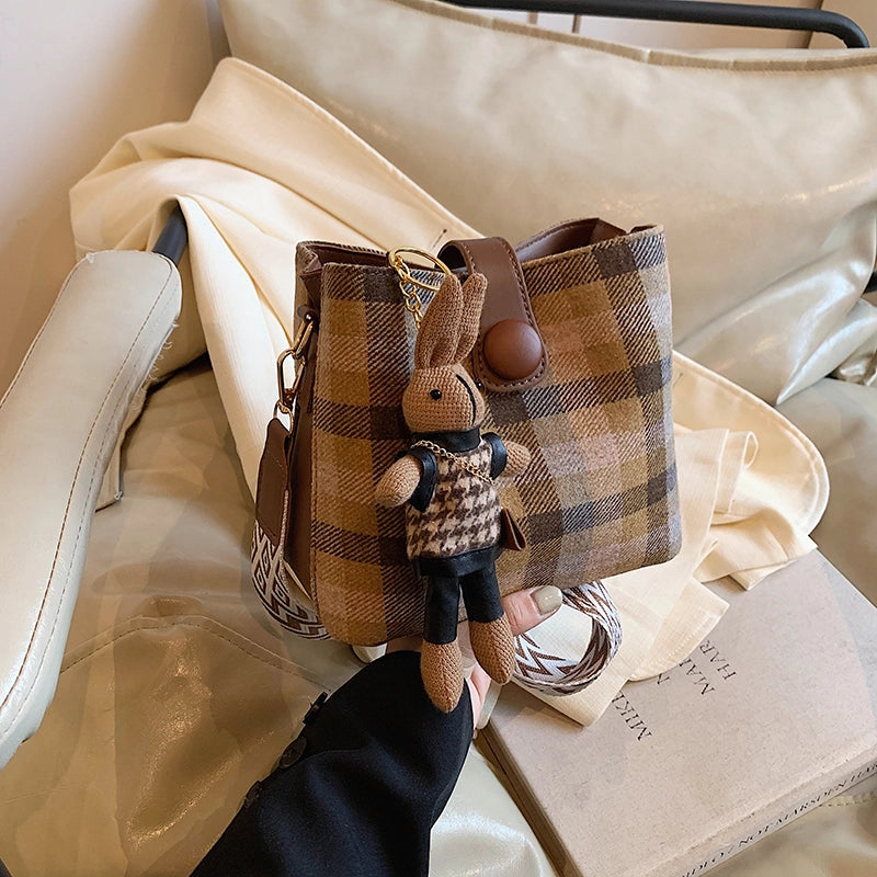 Woolen Bag Women's Large Capacity Shoulder Bag Cloth Bag Texture Commuter Bucket Bag