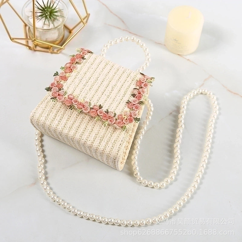 Women's Small Straw Flower Cute Square Flip Cover Handbag