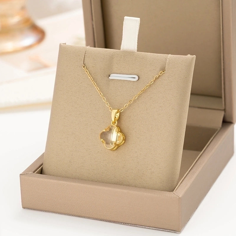 304 Stainless Steel Copper 18K Gold Plated K Gold Plated Inlay Heart Shape Wings Butterfly Zircon Pendant Necklace