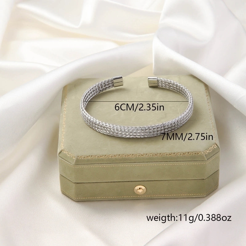 Casual Minimalist Solid Color Titanium Steel Bangle In Bulk