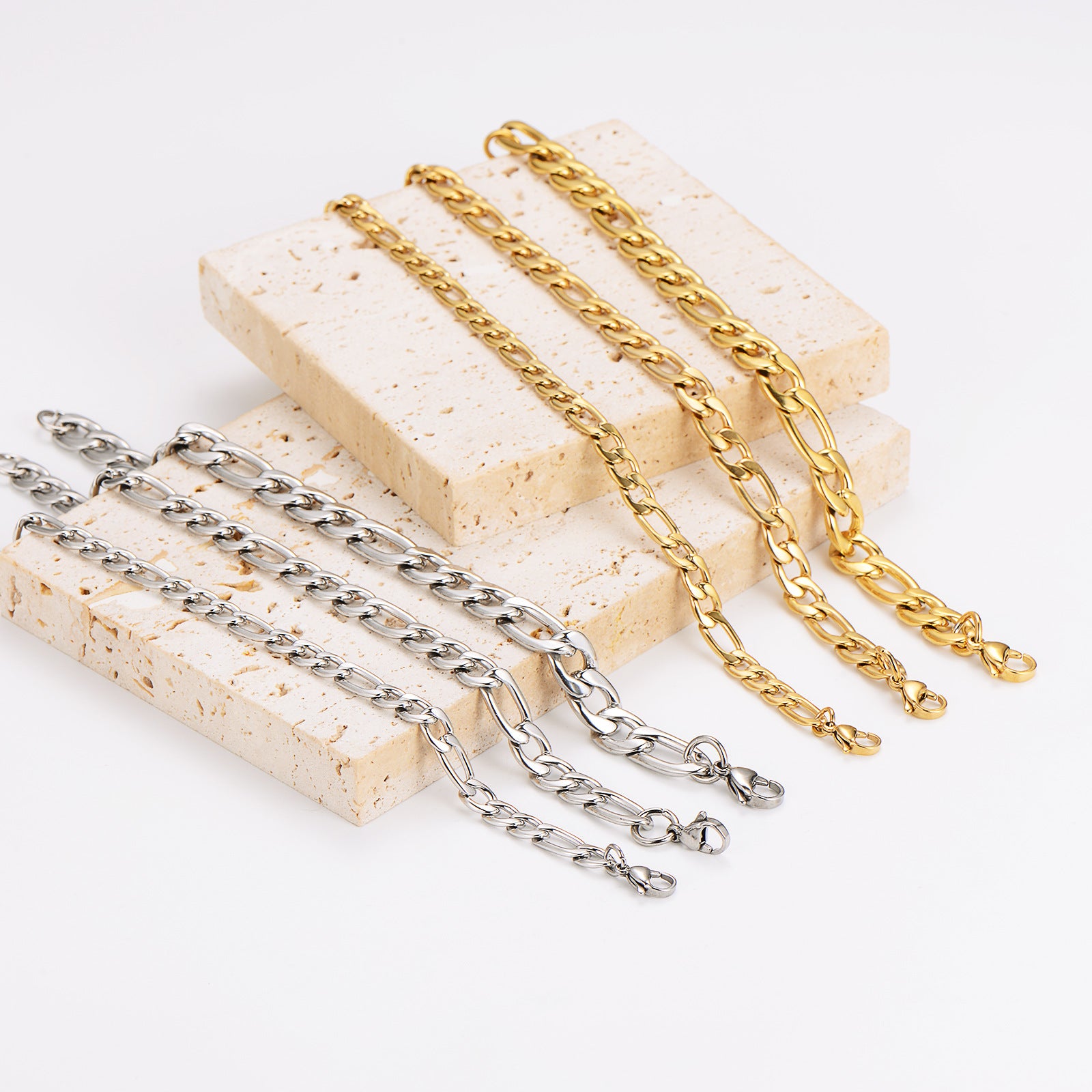 Aml Hot Item 3: 1Nk Punk Cuban Chain Bracelet Men'S And Women'S Stainless Steel Simple Basic Figaro Chain Beads
