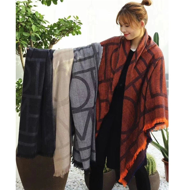 Women's Minimalist Letter Imitation Cashmere Scarf