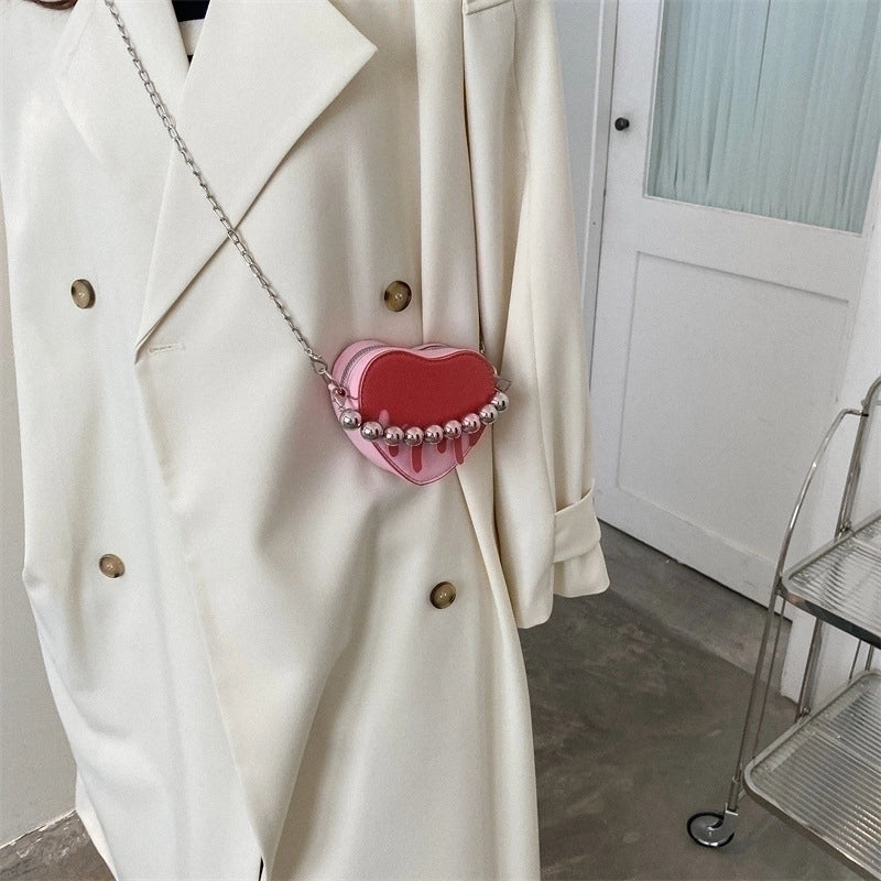 Women's Mini Pu Leather Solid Color Fashion Chain Heart-shaped Zipper Crossbody Bag
