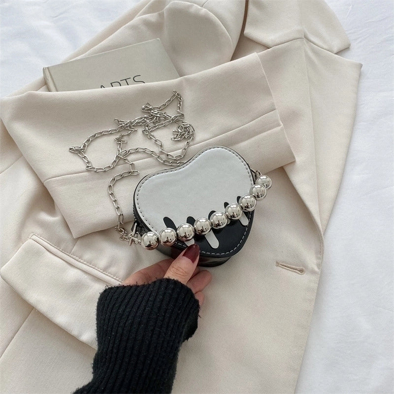 Women's Mini Pu Leather Solid Color Fashion Chain Heart-shaped Zipper Crossbody Bag