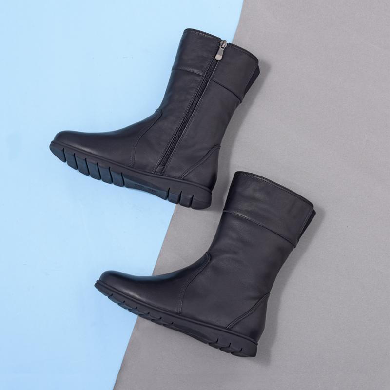 Retro Leather Mid Calf Boots for Cold Winter Classic Martin Boots Black Handmade