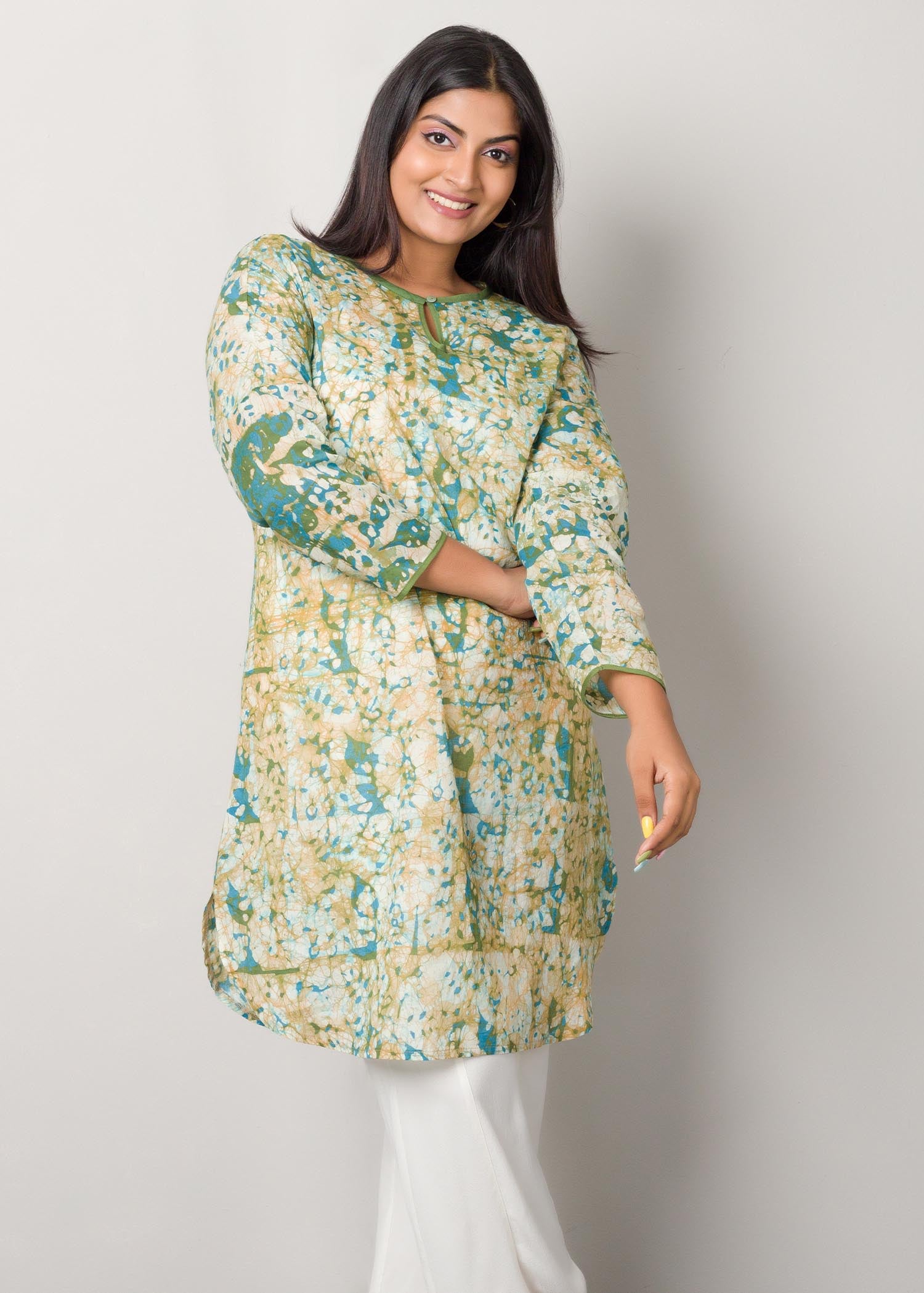 batik kurtha top