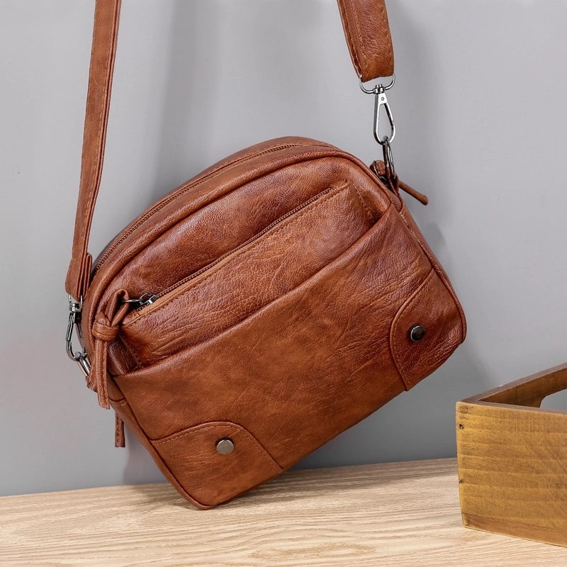 Soft Leather Small Bag Women's New Fashionable Simple Retro Mobile Phone Bag Multi-Layer Travel Fashionable Crossbody Small Square Bag