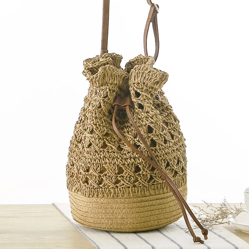 New Hollow Shoulder Bucket Straw Woven Bag 20*28cm