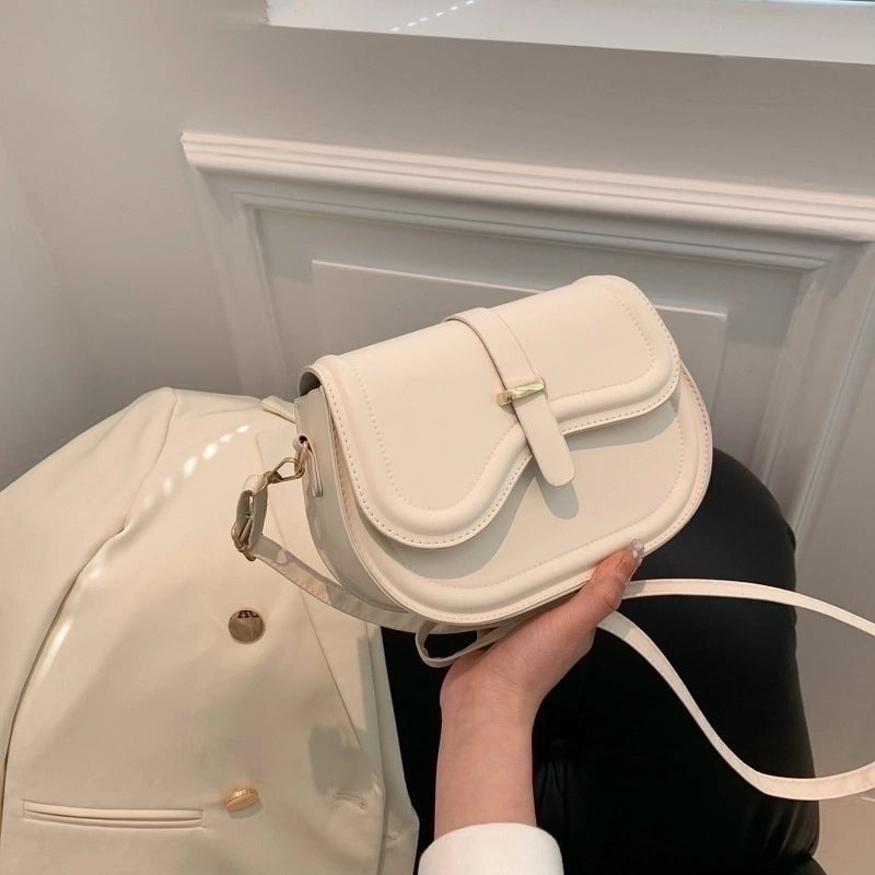 Women's Medium All Seasons Pu Leather Streetwear Saddle Bag