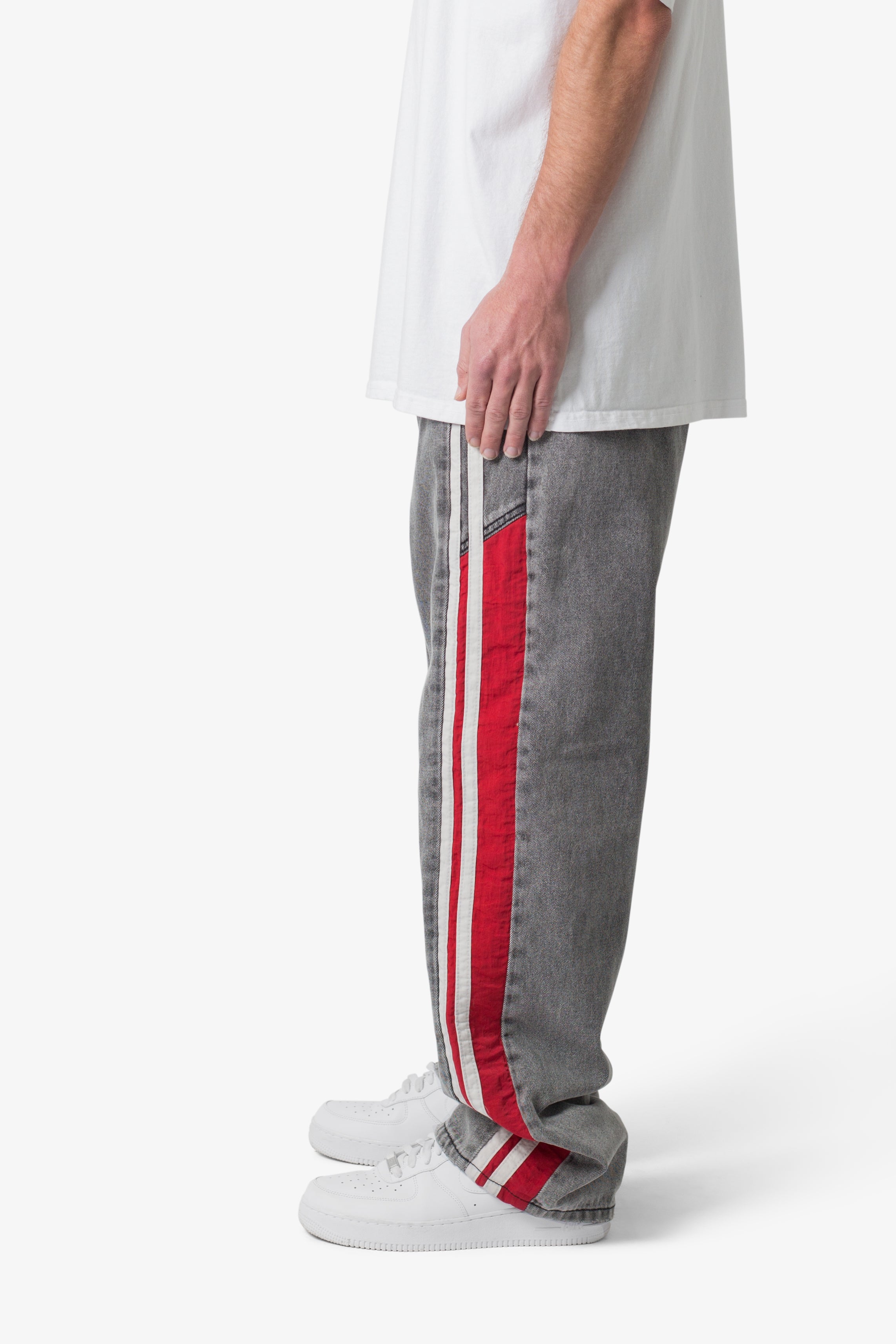 Ultra Baggy Stripe Denim - Black/Red