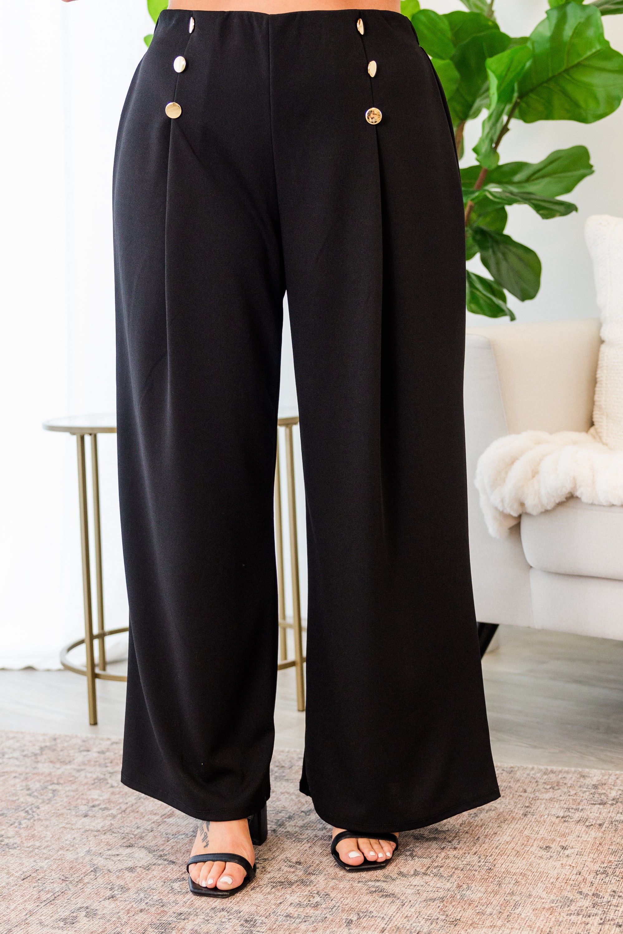 Never Be Outdone Pants. Black