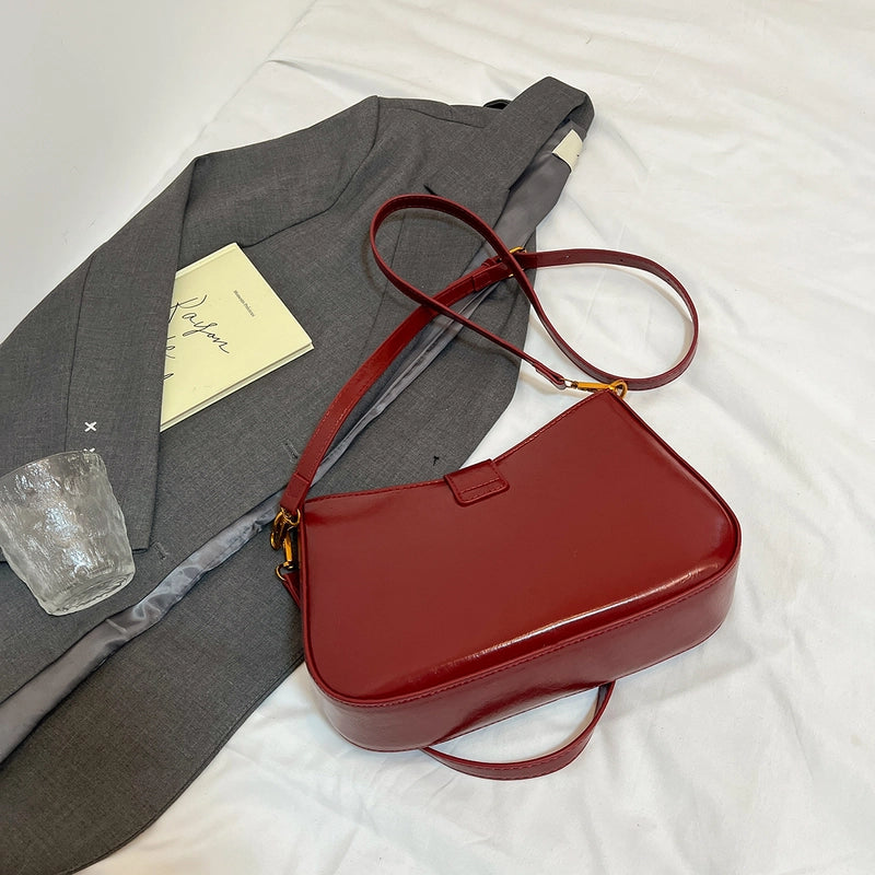 Women's Pu Leather Solid Color Classic Style Streetwear Square Magnetic Buckle